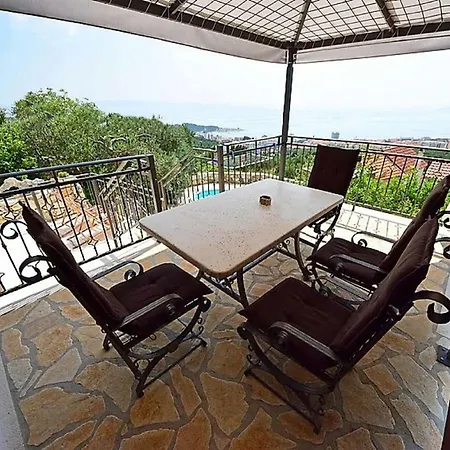 Belvedere**** Best Place For Your Holliday * Makarská